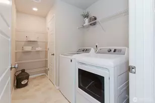 916 Baker Heights Loop, Bremerton, WA 98312 - Photo 35