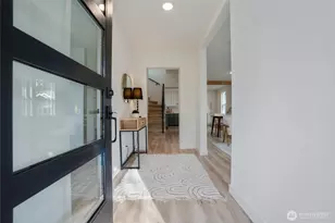 1940 5th St, Bremerton, WA 98337 - Photo 5