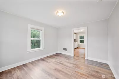 2103 36th Avenue, Longview, WA 98632 - Photo 5