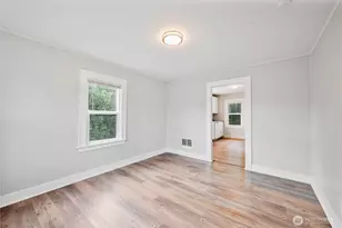 2103 36th Ave, Longview, WA 98632 - Photo 5