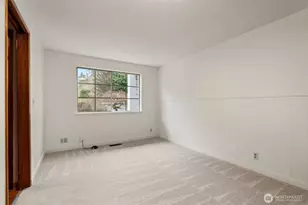 8615 194th Pl SW, Edmonds, WA 98026 - Photo 15