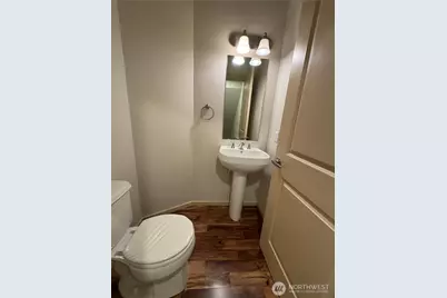 444 Shangrila Way NW, Issaquah, WA 98027 - Photo 11