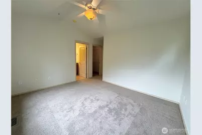 444 Shangrila Way NW, Issaquah, WA 98027 - Photo 17