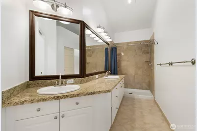 18656 NE 56th Court, Redmond, WA 98052 - Photo 9