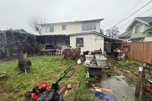 518 S 56th St, Tacoma, WA 98408 - Photo 11