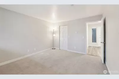 6236 137th Place NE #233, Redmond, WA 98052 - Photo 9