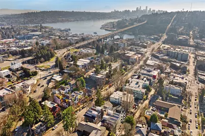 3817 D Fremont Avenue N, Seattle, WA 98103 - Photo 35