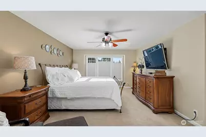 14710 SE 184th Place, Renton, WA 98058 - Photo 17