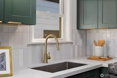 3624 48th Avenue SW, Seattle, WA 98116 - Photo 11