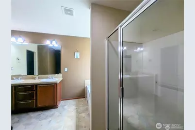 2016 171st Street SW, Lynnwood, WA 98037 - Photo 19