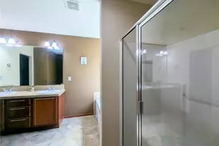 2016 171st St SW, Lynnwood, WA 98037 - Photo 19