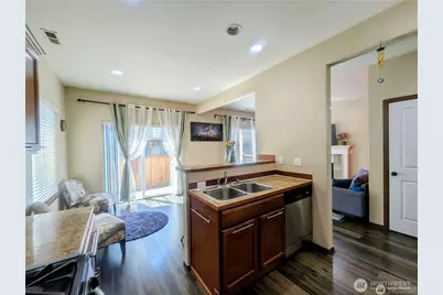 2016 171st Street SW, Lynnwood, WA 98037 - Photo 11