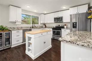 12718 Robinhood Ln, Snohomish, WA 98290 - Photo 9