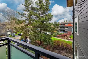 5818 NE 70th St, Seattle, WA 98115 - Photo 9