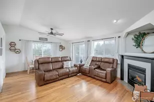 16669 Rainier View Dr SE, Yelm, WA 98597 - Photo 3