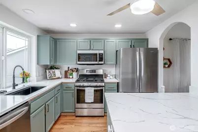 16669 Rainier View Drive SE, Yelm, WA 98597 - Photo 7