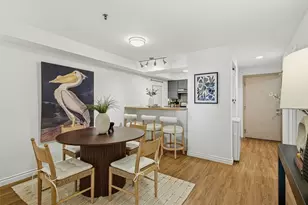 530 Melrose Ave E, Seattle, WA 98102 - Photo 9