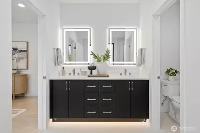 278 118th Avenue SE, Bellevue, WA 98005 - Photo 17