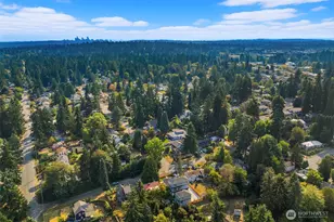 2032 NE 123rd St, Seattle, WA 98125 - Photo 25