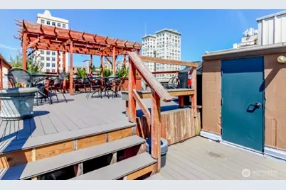 1120 Cliff Street #211, Tacoma, WA 98402 - Photo 17