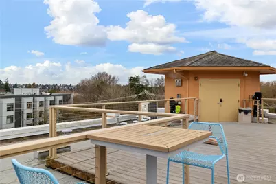 413 NE 70th Street #207, Seattle, WA 98115 - Photo 35