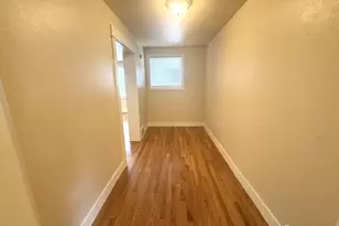 1735 24th Ave, Seattle, WA 98122 - Photo 9