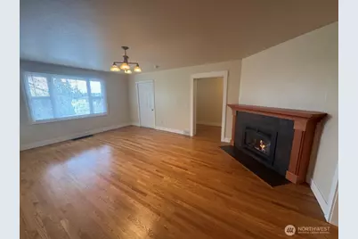 1735 24th Avenue #A, Seattle, WA 98122 - Photo 3