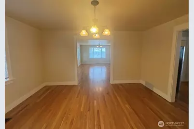 1735 24th Avenue #A, Seattle, WA 98122 - Photo 5