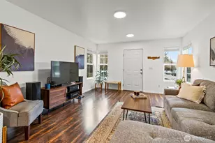 10517 24th St SE, Lake Stevens, WA 98258 - Photo 3