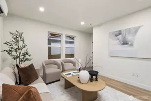 7555 32nd Ave SW, Seattle, WA 98126 - Photo 5