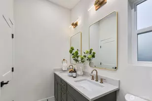 7555 32nd Ave SW, Seattle, WA 98126 - Photo 21