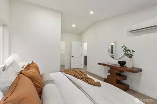 7555 32nd Ave SW, Seattle, WA 98126 - Photo 17