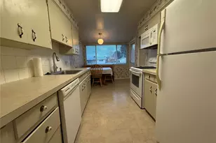 221 W Forest Ave, Port Angeles, WA 98362 - Photo 11