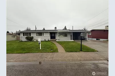 221 W Forest Avenue, Port Angeles, WA 98362 - Photo 1