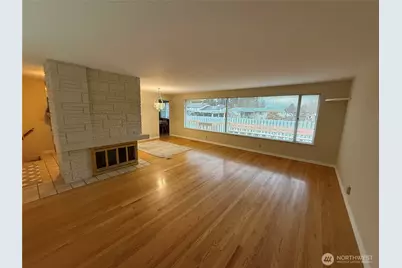 221 W Forest Avenue, Port Angeles, WA 98362 - Photo 3