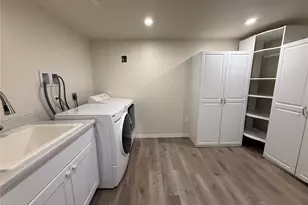 221 W Forest Ave, Port Angeles, WA 98362 - Photo 17