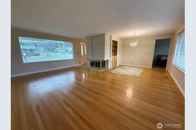 221 W Forest Avenue, Port Angeles, WA 98362 - Photo 5