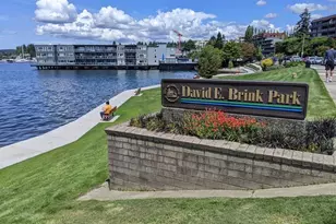 733 Lake St S, Kirkland, WA 98033 - Photo 3