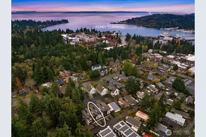 522 Madrona Way NE #4, Bainbridge Island, WA 98110 - Photo 27