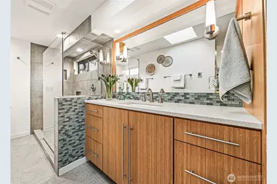 2234 108th Avenue SE, Bellevue, WA 98004 - Photo 21