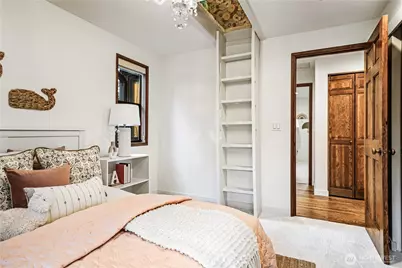 2234 108th Avenue SE, Bellevue, WA 98004 - Photo 23