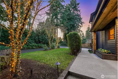 2234 108th Avenue SE, Bellevue, WA 98004 - Photo 33