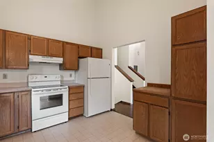 810 151st St SW, Lynnwood, WA 98087 - Photo 15