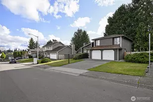 810 151st St SW, Lynnwood, WA 98087 - Photo 3