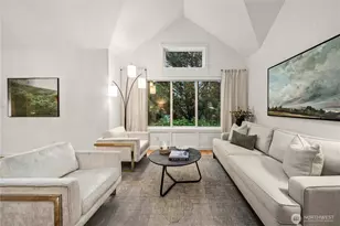 27903 NE 26th St, Redmond, WA 98053 - Photo 9