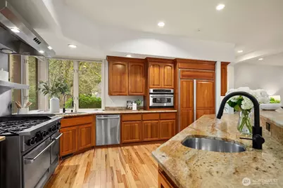 3533 262nd Avenue SE, Sammamish, WA 98075 - Photo 7