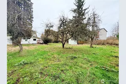 8429 S D Street, Tacoma, WA 98444 - Photo 5