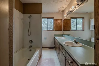 2328 Easy Street, Wenatchee, WA 98801 - Photo 15