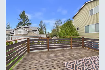 215 Hubbard Road, Lynnwood, WA 98036 - Photo 3