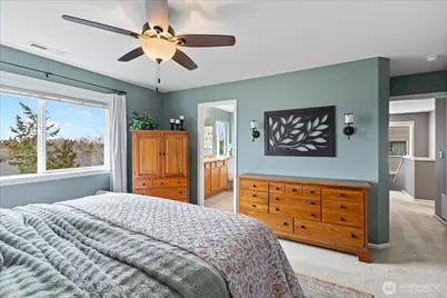 2404 87th Drive NE, Lake Stevens, WA 98258 - Photo 13